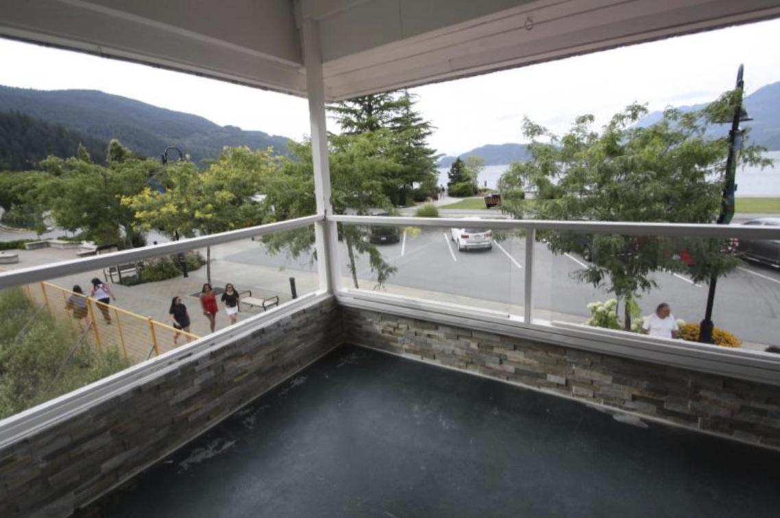 Harrison Spa Motel Harrison Hot Springs Kültér fotó