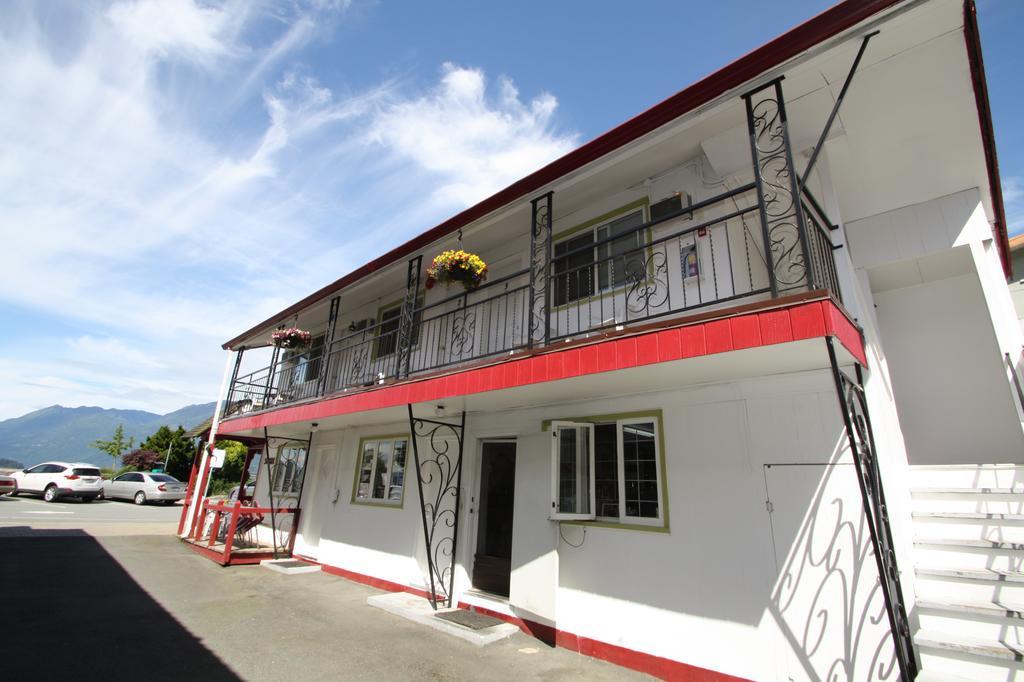 Harrison Spa Motel Harrison Hot Springs Kültér fotó