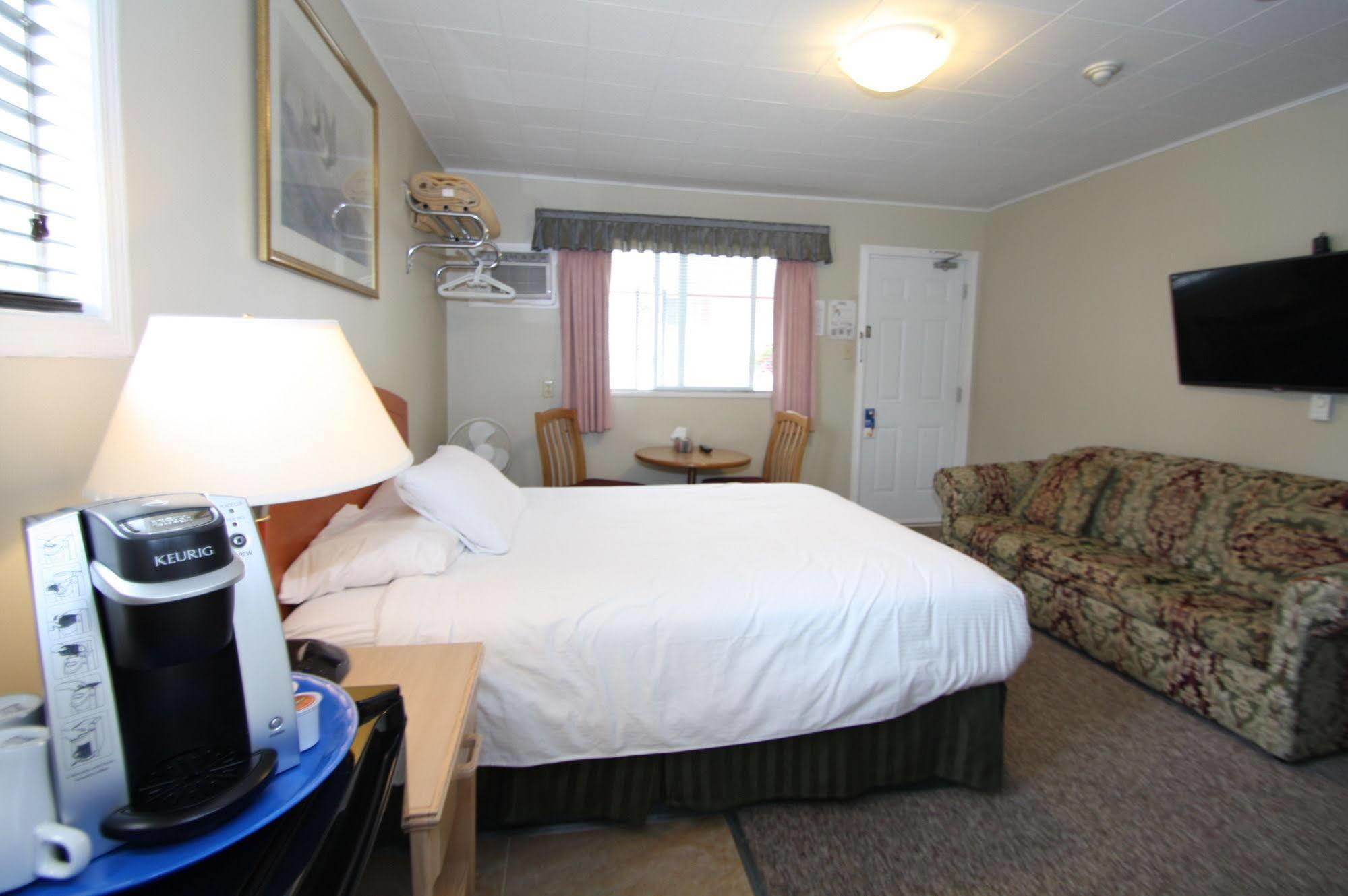 Harrison Spa Motel Harrison Hot Springs Kültér fotó
