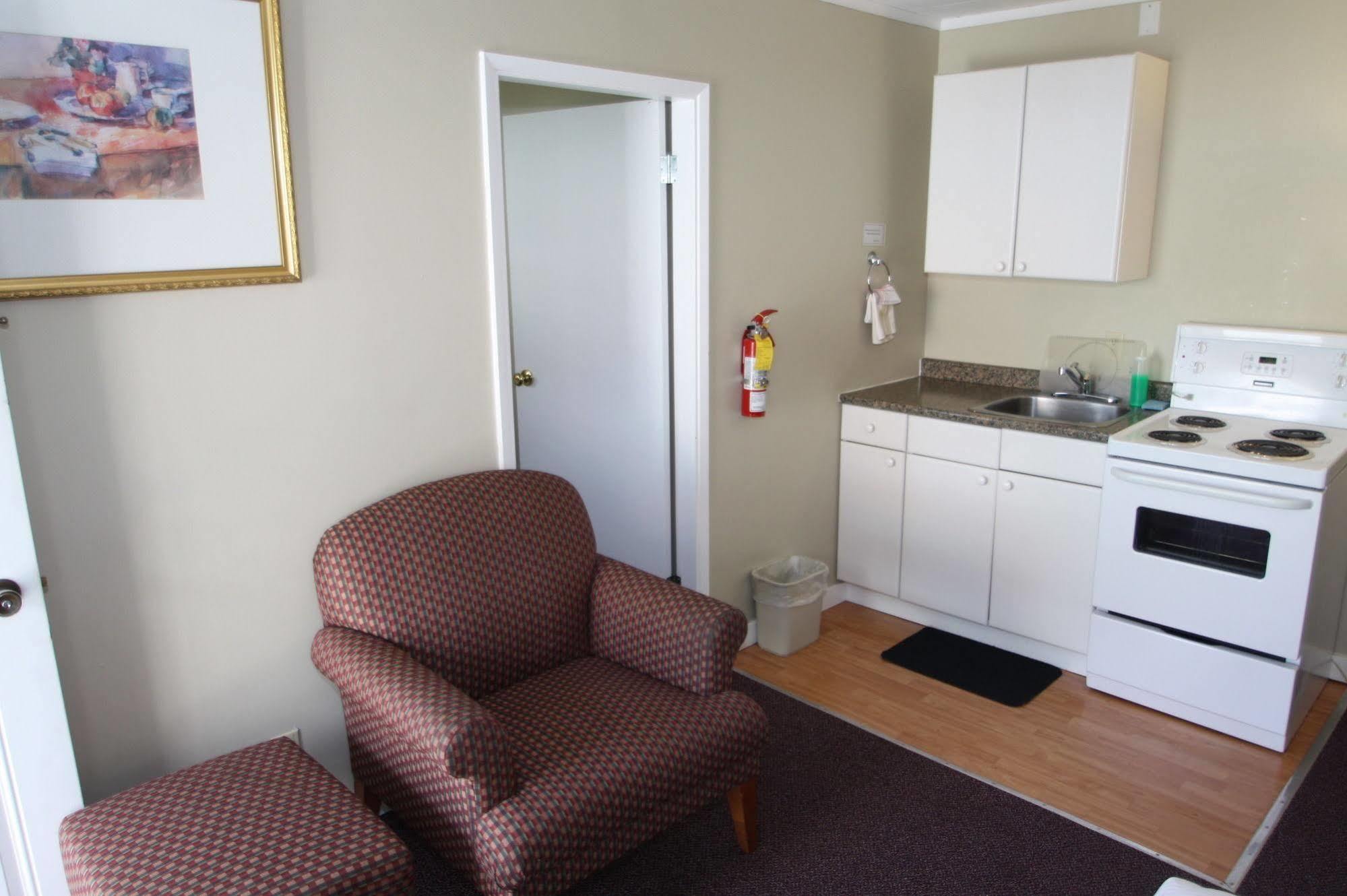 Harrison Spa Motel Harrison Hot Springs Kültér fotó
